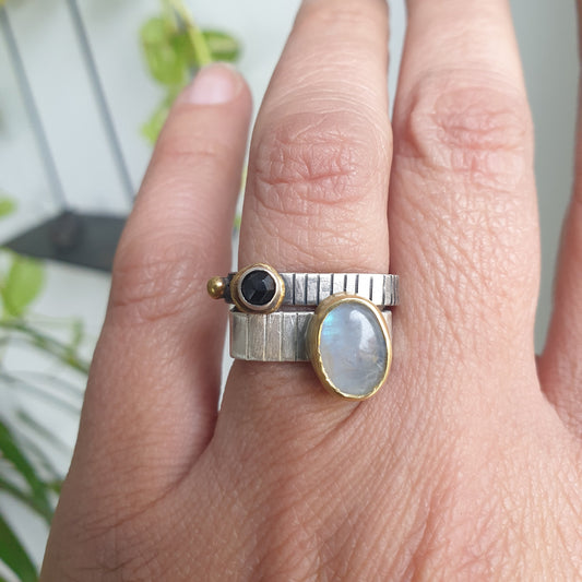 Crown prsten 2u1/ crni spinel mjesečev kamen