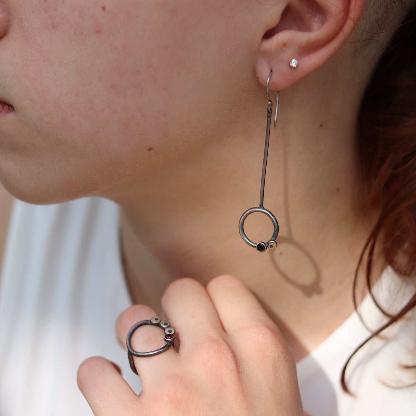BuBBles / Black spinel / long