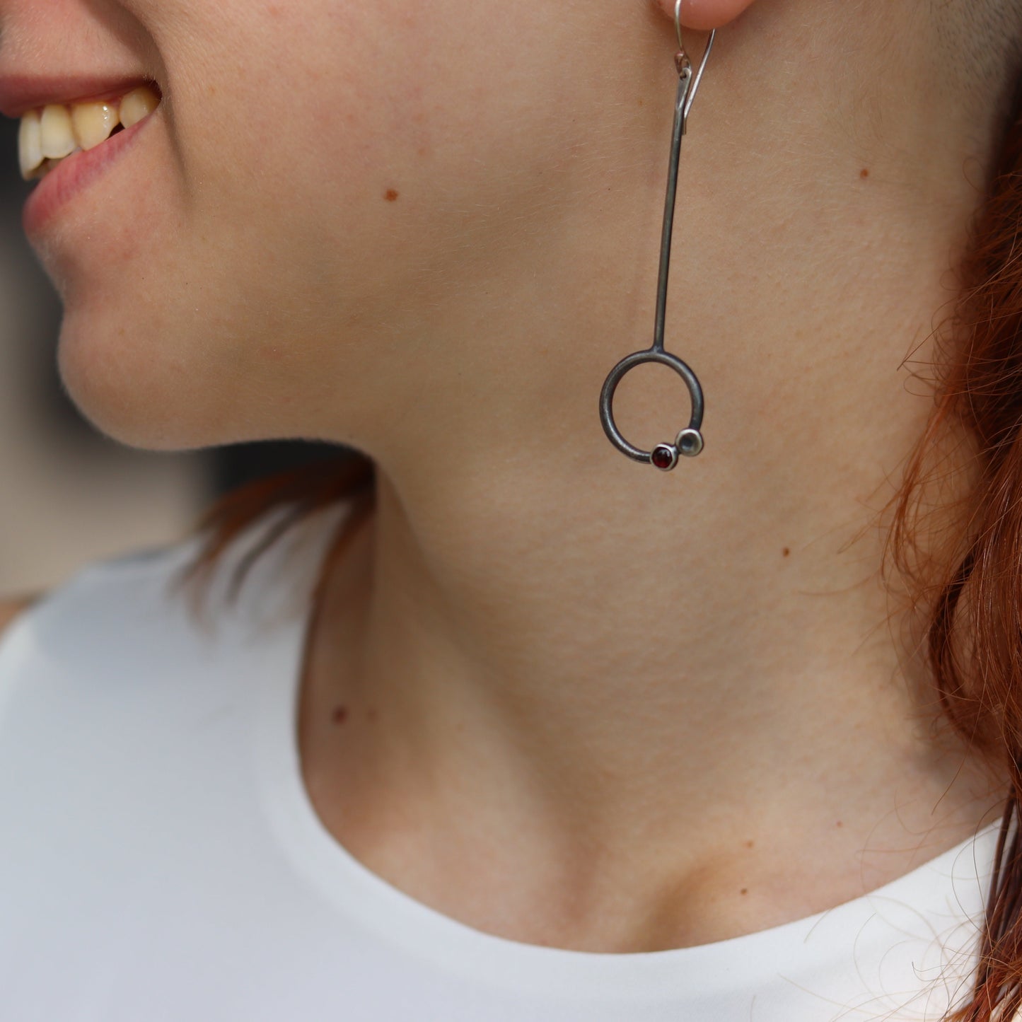 BuBBles / Black spinel / long
