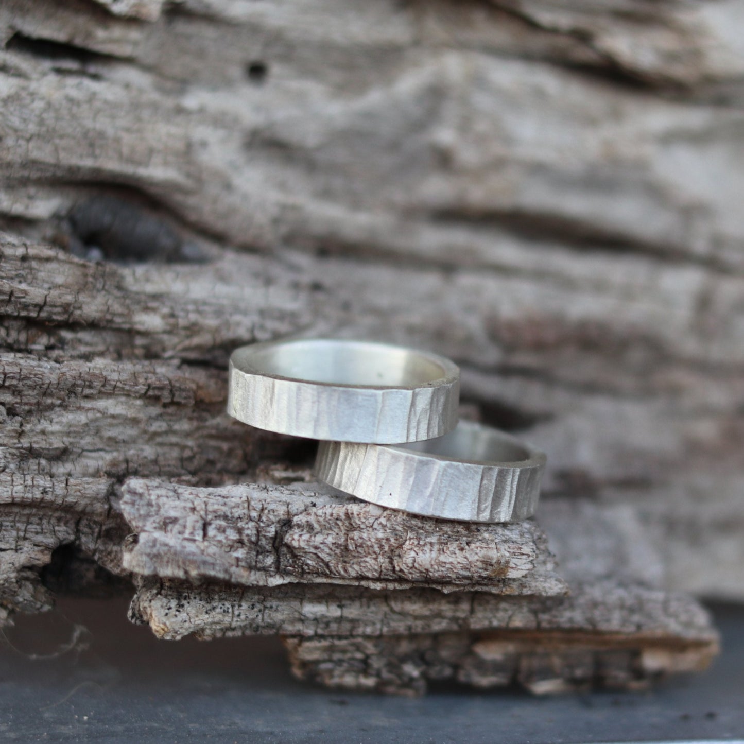 Wedding bands same and simple
