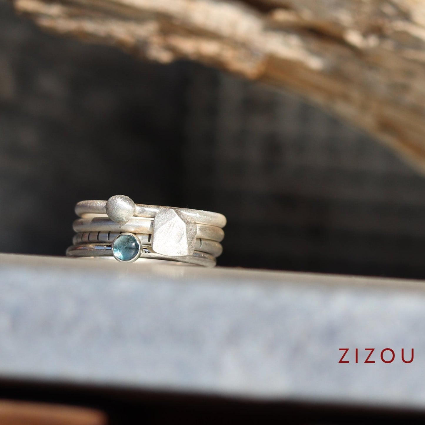 4U1 Spring vibes / topaz / round / prsten