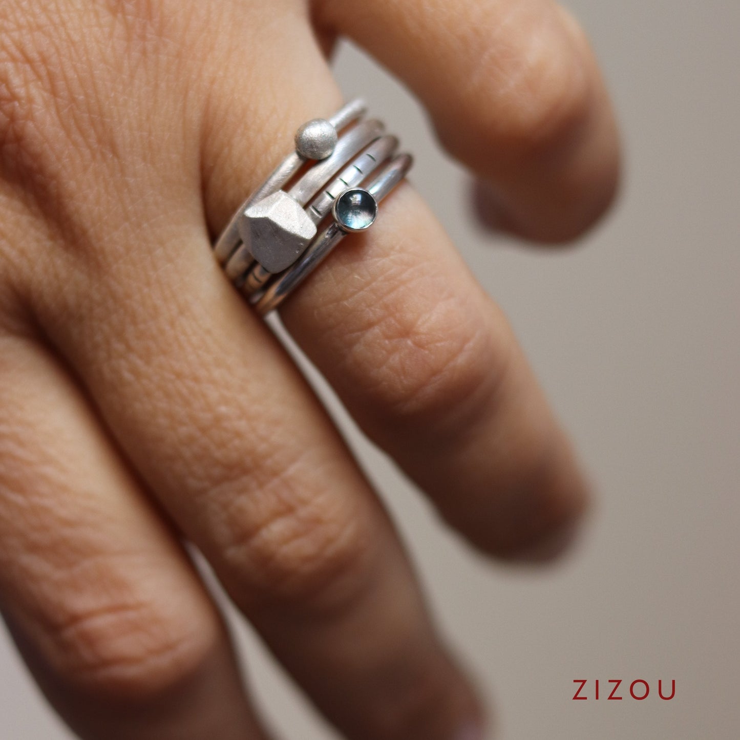 4U1 Spring vibes / topaz / round / prsten