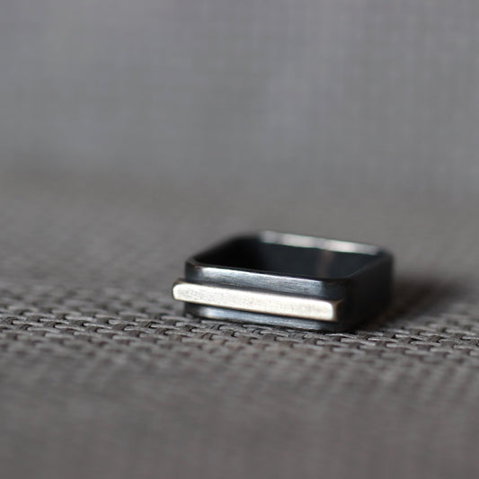 Lines / square /prsten