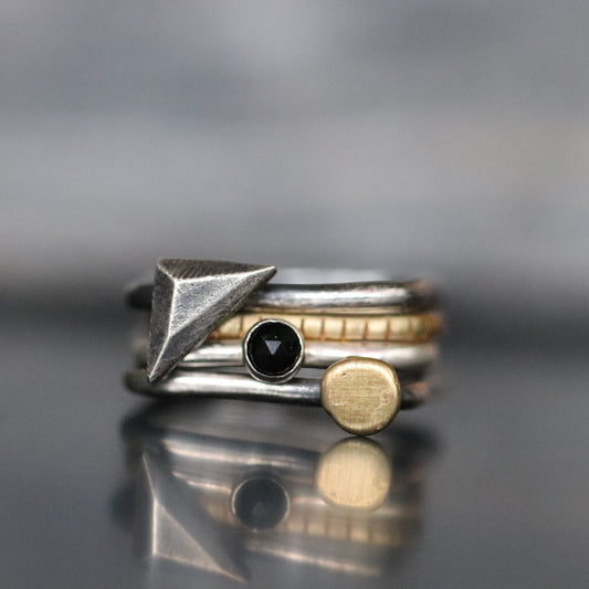 4U1 Escape the ordinary III / square/ prsten