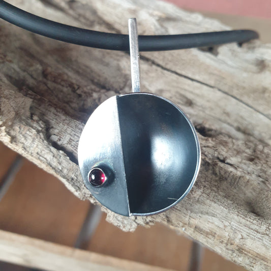 Mjesečeve mijene / ogrlica M