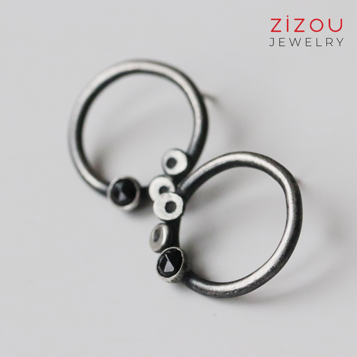 BuBBles / Black spinel / naušnice