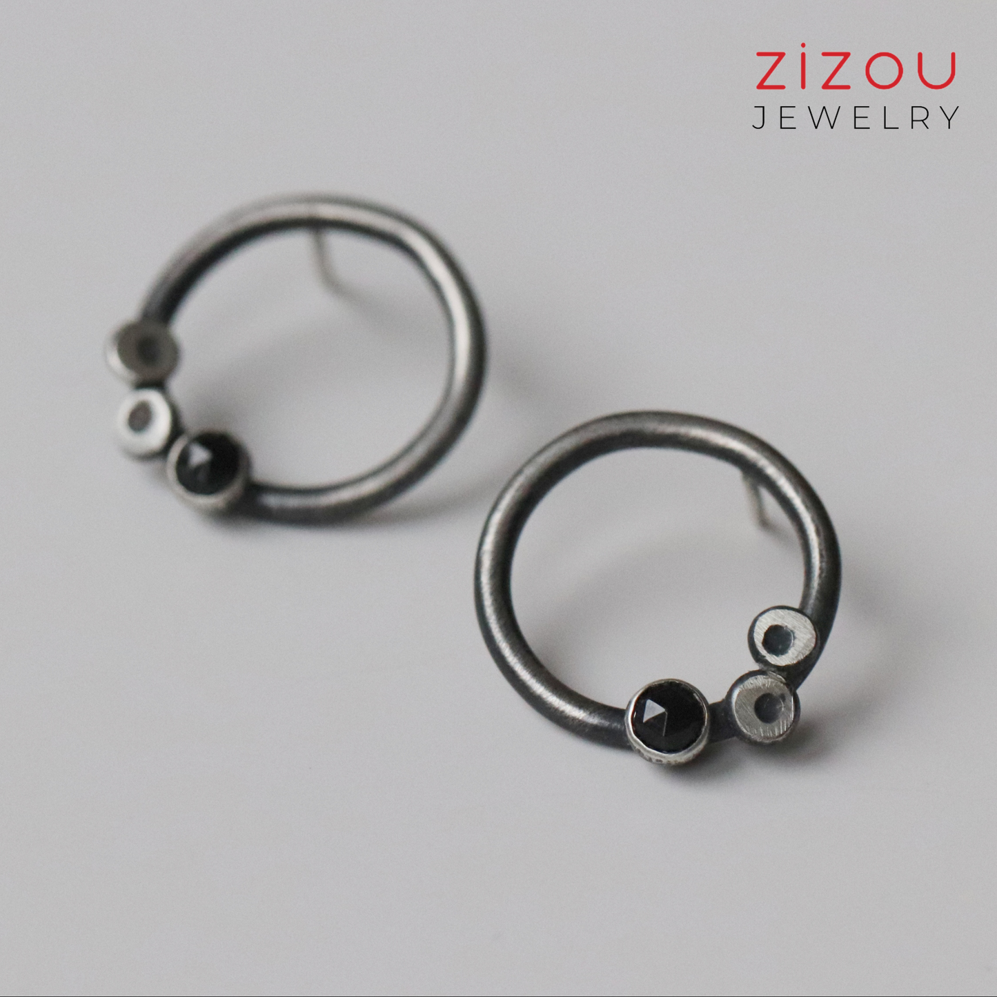 BuBBles / Black spinel / naušnice