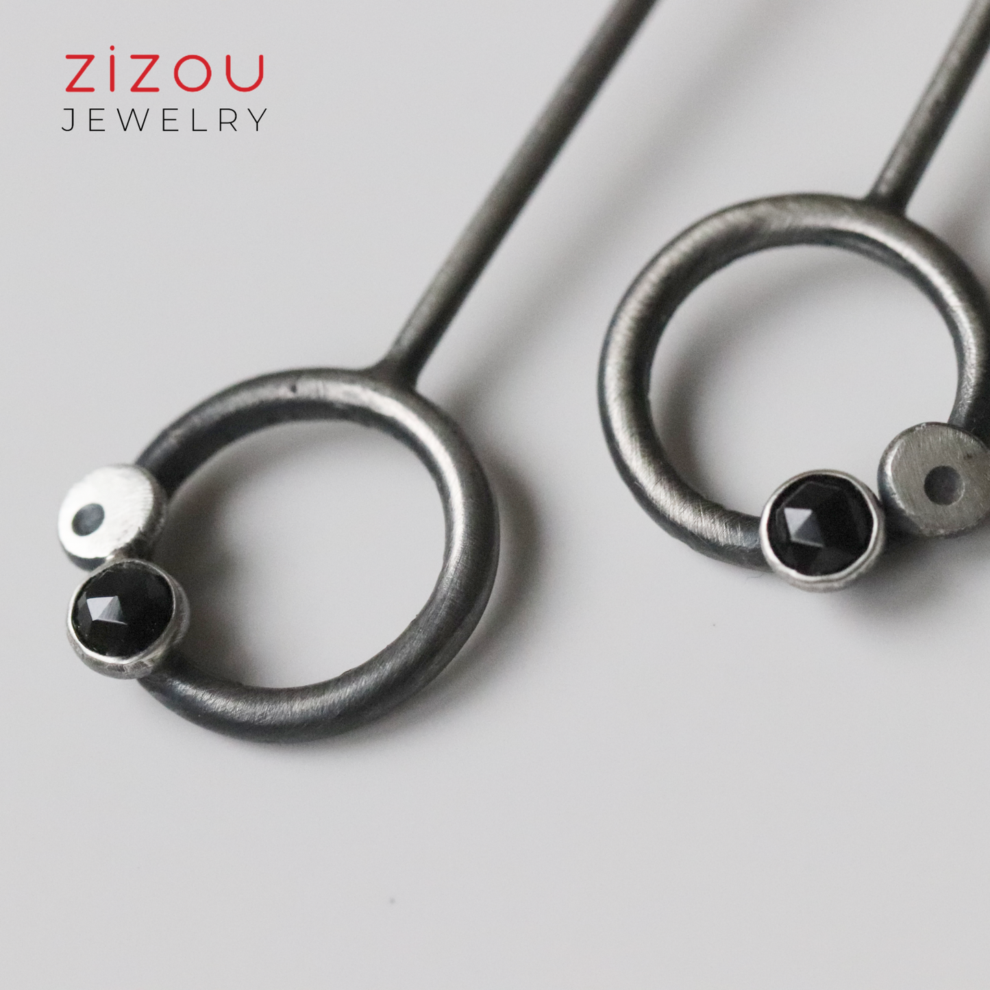 BuBBles / Black spinel / long