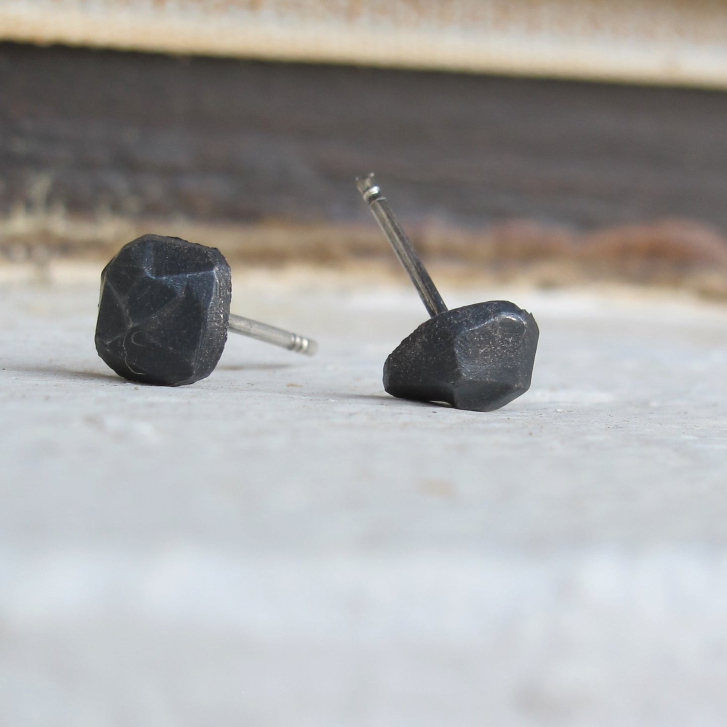 Stones S / Black / naušnice