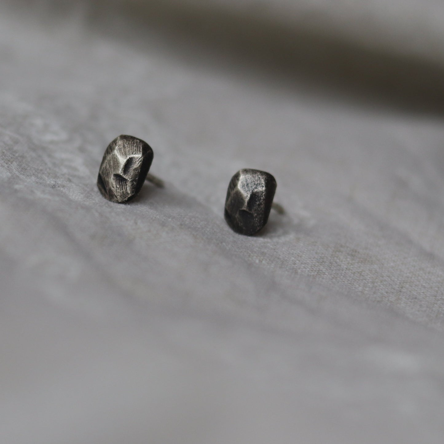 Stones / Black / naušnice