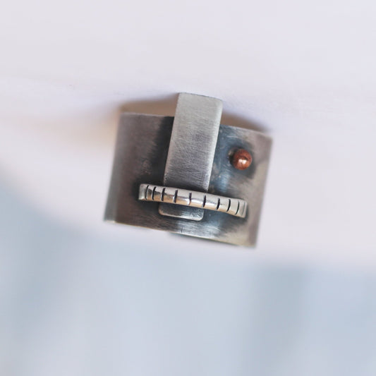 Under the bridge / prsten