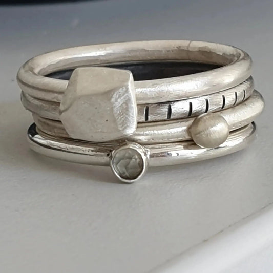 4U1 Spring vibes / prehnit / round / prsten