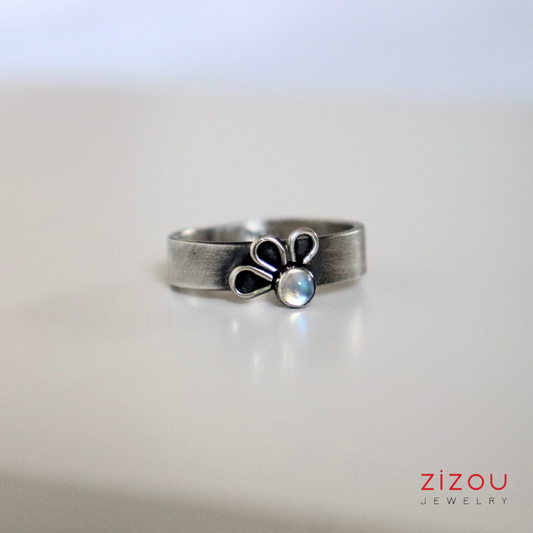 Nešto nježno! / prsten