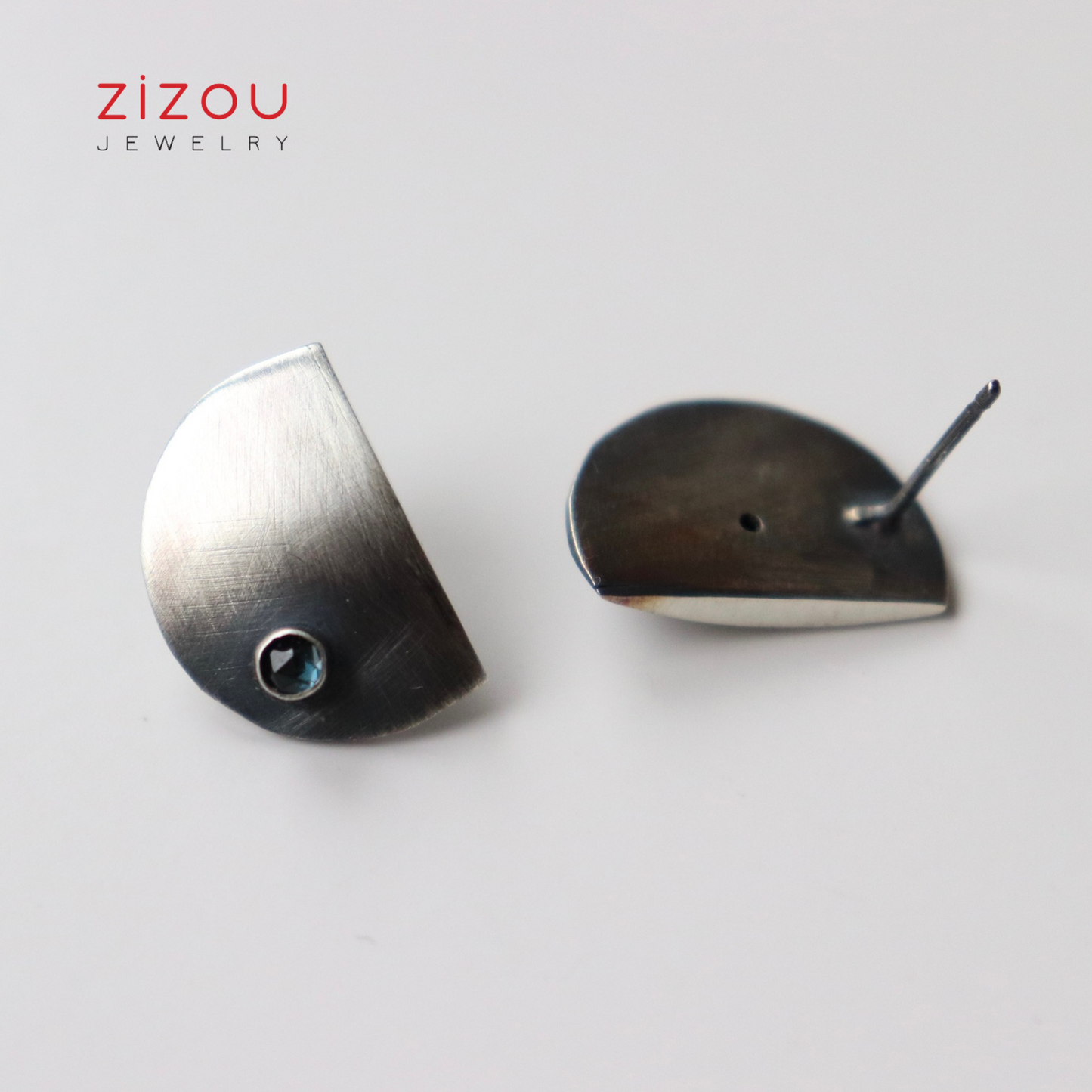 The Moon / topaz / naušnice