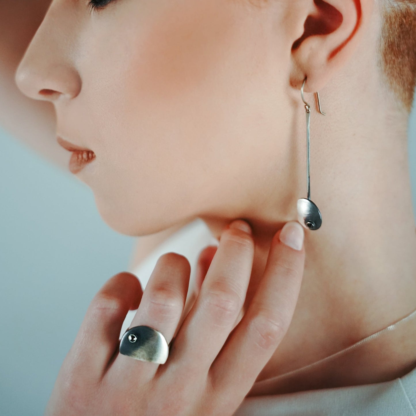 The Moon / Black spinel / prsten