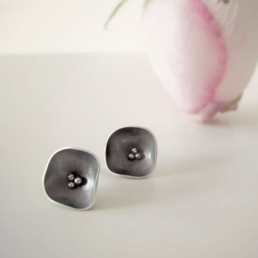 Crni cvijet M / naušnice