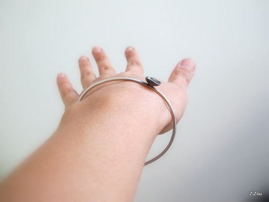 Crni cvijet / narukvica