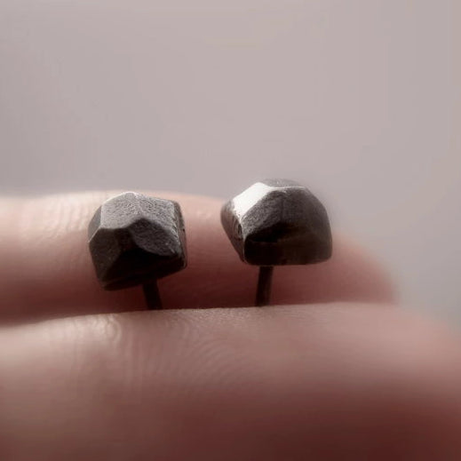 Nuggets / Black/ naušnice