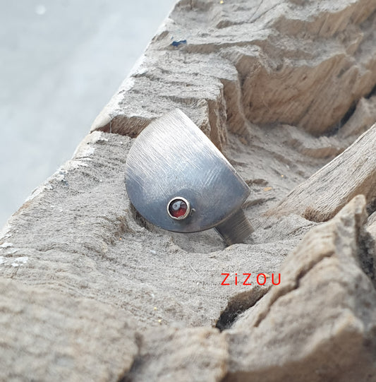 Der Mond / Schwarzer Spinell / prsten