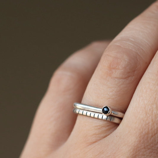 2U1 spinel / square/ prsten