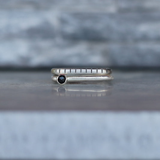 2U1 spinel / square/ prsten