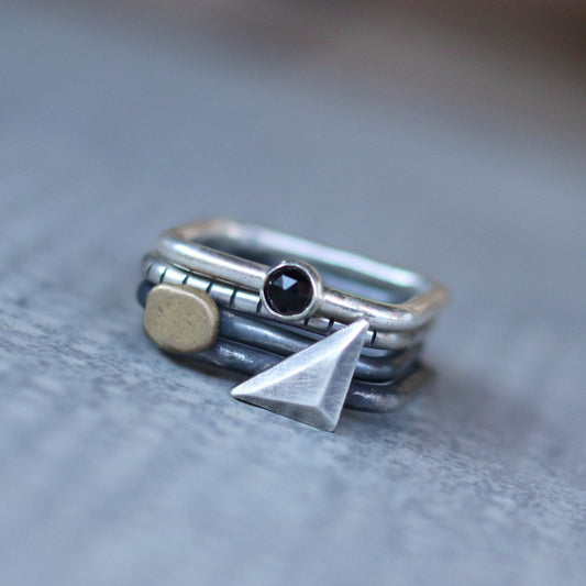 4U1 Escape the ordinary II / square/ ring