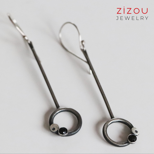 BuBBles / Black spinel / long