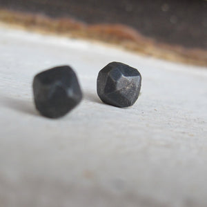 Stones S / Black / naušnice